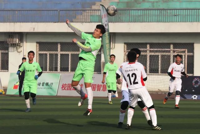 米内罗重返赛场的期待：关键在于主场表现和条件